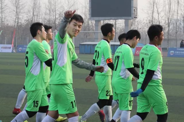 跨越半个世纪 爱尔兰绿茵老友在湖南韶山与小球员“过招”